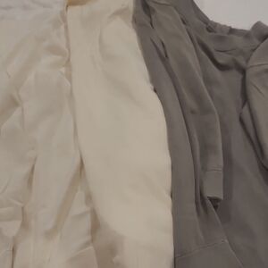 Barefoot Dreams Grey Cream Lot Of 3 Knit Top - Soft Neutral Pullover